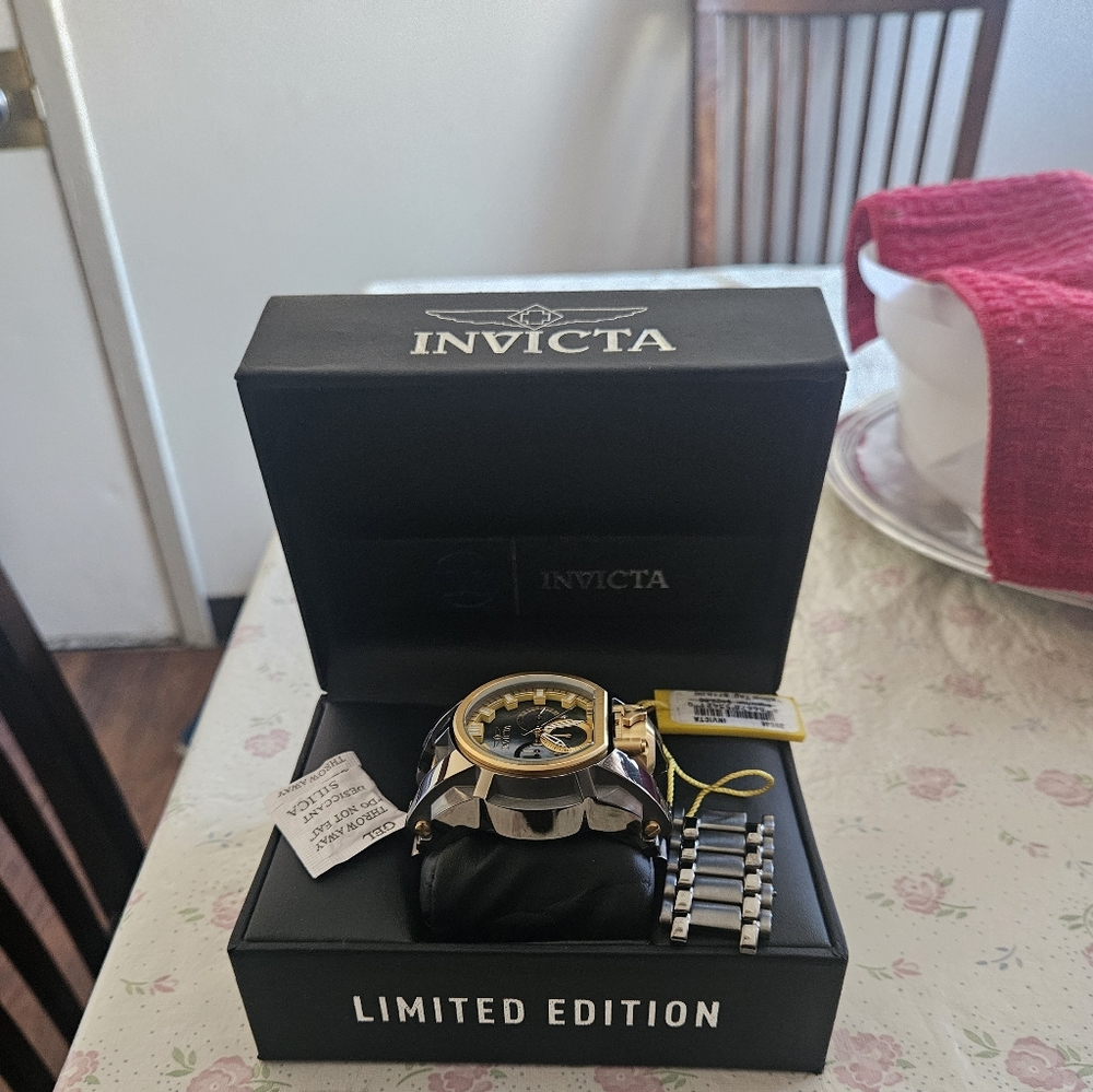 Invicta watch bolt Zeus, limited édition.